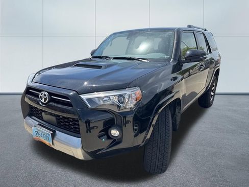Used 2024 Toyota 4Runner TRD Off-Road Premium w/ Off Road Premium Plus Package AWD/4WD image 5