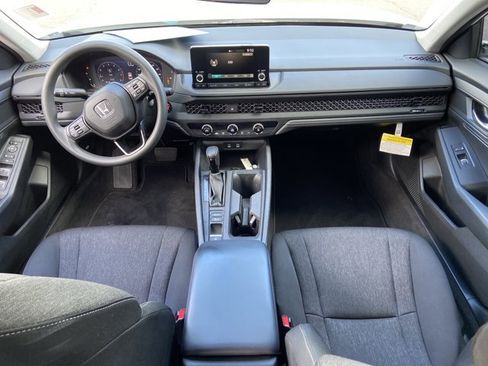 Used 2023 Honda Accord LX image 47
