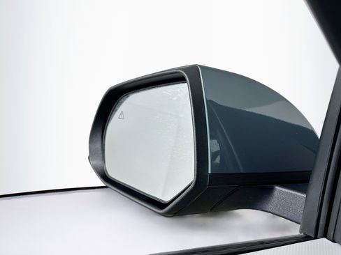 Used 2024 Hyundai Ioniq 5 SE image 16