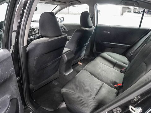 Used 2017 Honda Accord LX image 18