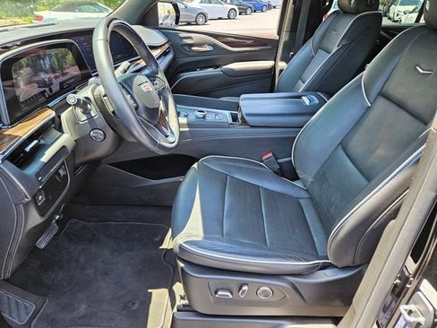 Certified 2023 Cadillac Escalade Premium Luxury RWD image 7