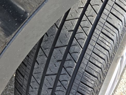 Used 2022 Honda CR-V Touring image 15