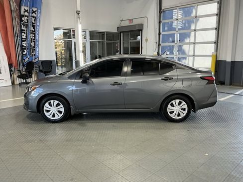 Used 2024 Nissan Versa S image 30