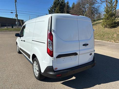 Used 2023 Ford Transit Connect XLT FWD image 2
