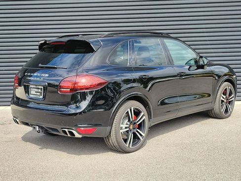Certified 2014 Porsche Cayenne Turbo S AWD/4WD image 7