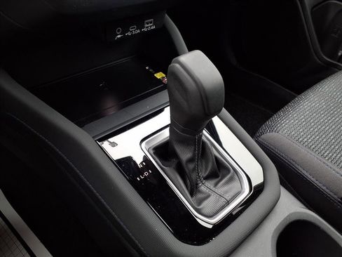 Used 2025 Subaru Forester Premium image 7