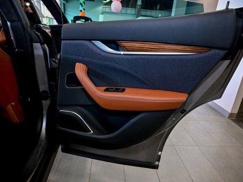 Used 2022 Maserati Levante GT image 25