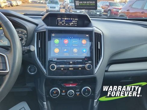 Used 2023 Subaru Forester Limited image 11