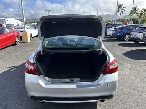 Used 2018 Nissan Altima 2.5 SV FWD image 18