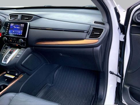 Used 2020 Honda CR-V Touring image 18