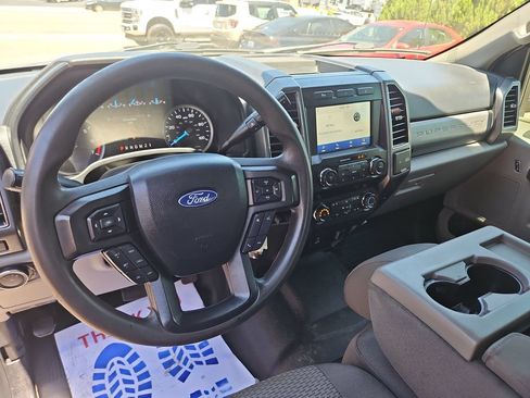 Used 2020 Ford F250 XLT AWD/4WD image 12