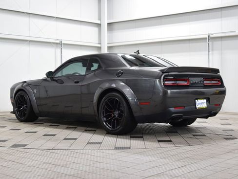 Used 2018 Dodge Challenger SRT Hellcat RWD image 6
