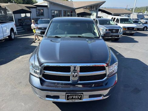 Used 2018 RAM 1500 Classic SLT image 14