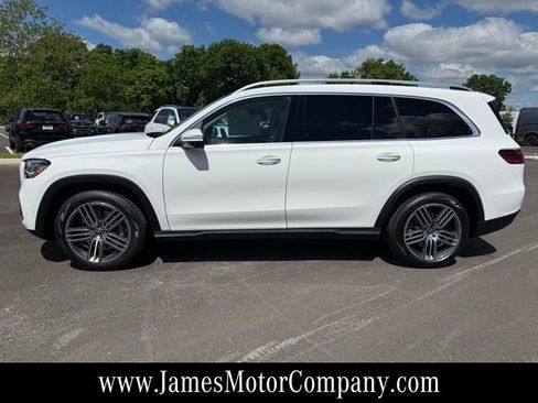 New 2026 Mercedes-Benz GLS 450 4MATIC image 8