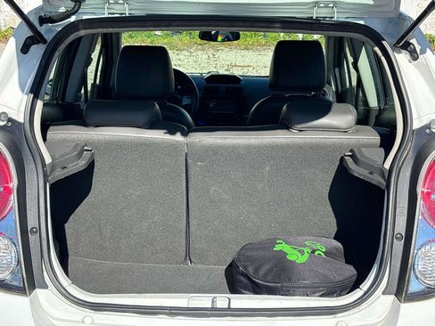 Used 2015 Chevrolet Spark LT image 11