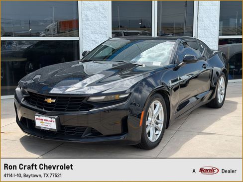 Used 2022 Chevrolet Camaro LS RWD image 1