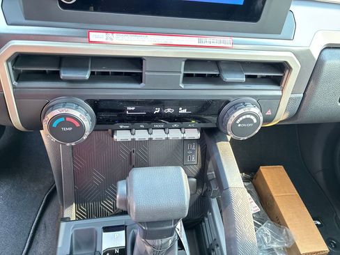 New 2026 Toyota Tacoma SR5 AWD/4WD image 22