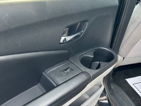 Used 2021 Honda Pilot EX image 30