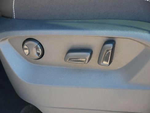 New 2026 Volkswagen Atlas SE image 4