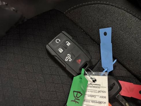 Used 2023 Chevrolet Silverado 2500 Custom w/ Custom Value Package image 25