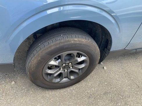 Used 2024 Ford Maverick Lariat image 8