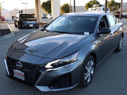 New 2025 Nissan Altima 2.5 S image 8