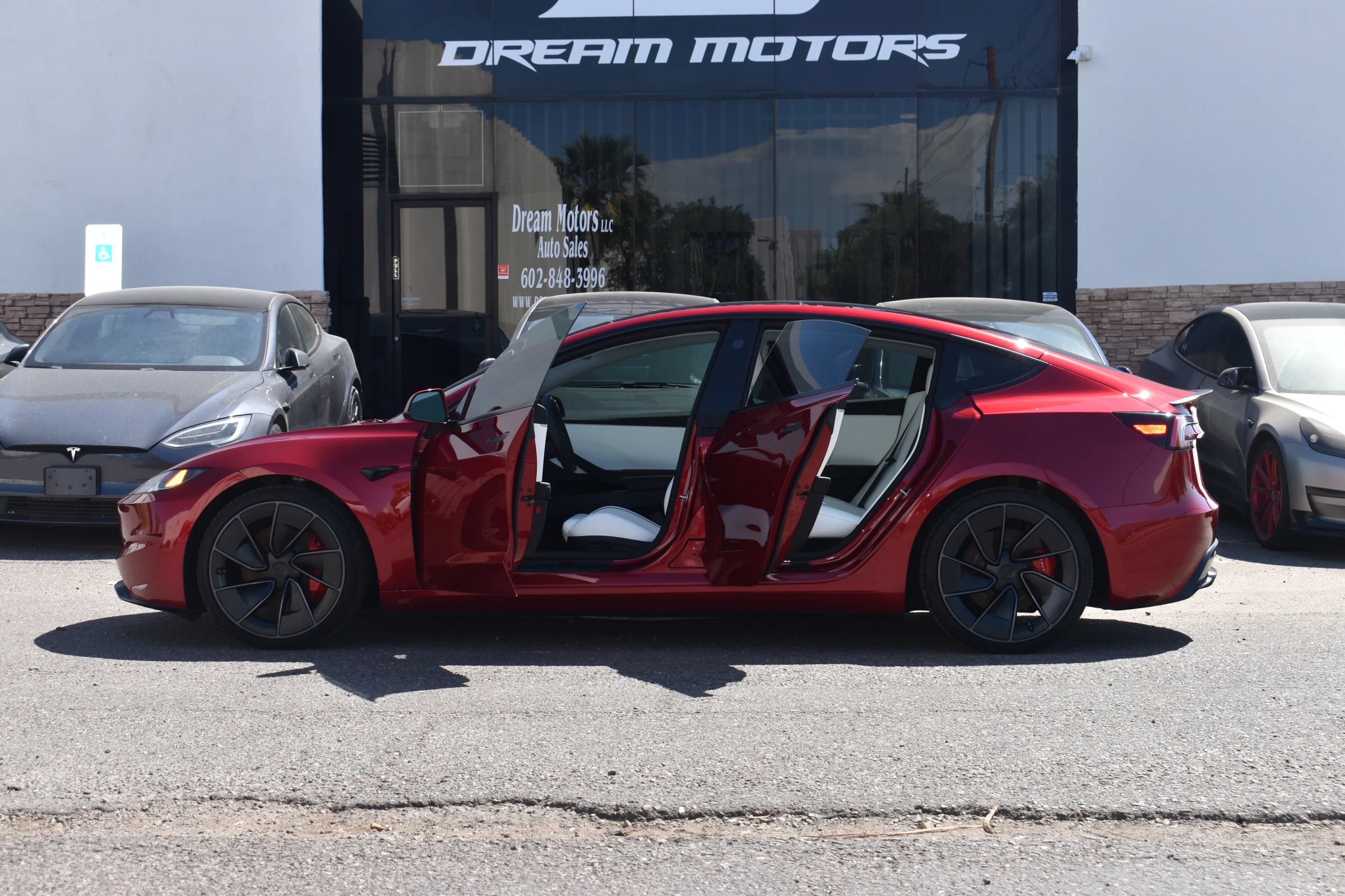 Used 2024 Tesla Model 3 Performance AWD/4WD image 7