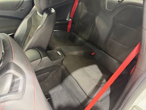 Used 2018 Chevrolet Camaro ZL1 RWD image 10