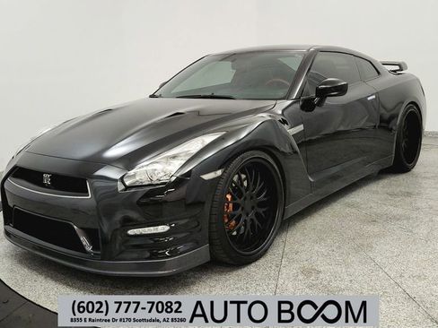 Used 2014 Nissan GT-R Black Edition AWD/4WD image 1