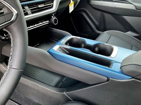 New 2026 Chevrolet Equinox EV LT image 12