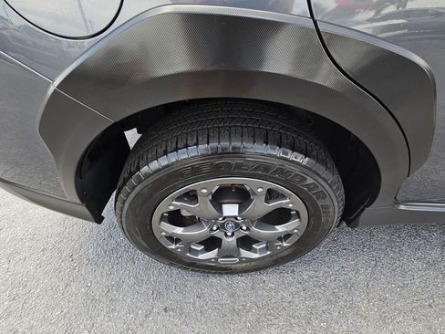 Used 2023 Subaru Crosstrek 2.5i Sport AWD/4WD image 9
