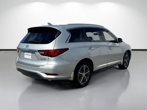 Used 2019 INFINITI QX60 Luxe w/ Essential Package FWD image 3