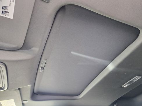 Used 2024 Chevrolet Silverado 1500 LT Trail Boss w/ Convenience Package II image 23