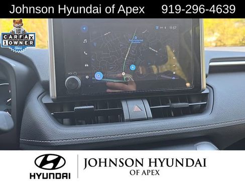 Used 2025 Toyota RAV4 XLE image 31