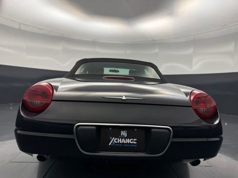Used 2002 Ford Thunderbird RWD image 4