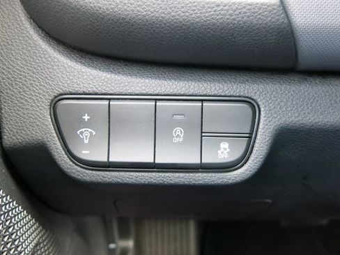 Used 2024 Kia Seltos LX AWD/4WD image 24