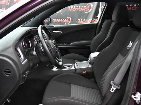 Used 2020 Dodge Charger Scat Pack image 17