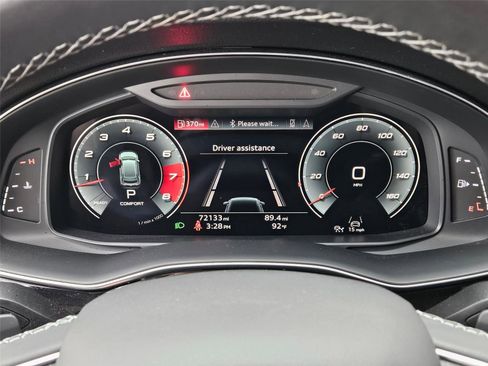 Used 2021 Audi Q8 Premium Plus w/ Premium Plus Package AWD/4WD image 14