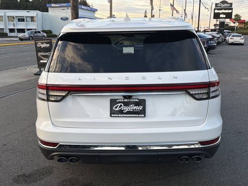 Used 2021 Lincoln Aviator Reserve w/ Equipment Group 201A AWD/4WD image 6