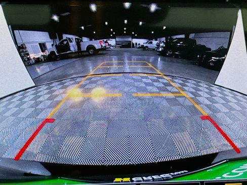 Used 2021 Buick Encore GX Essence w/ Advanced Technology Package image 18