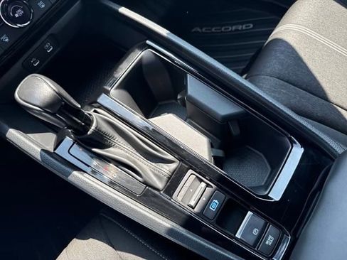 Used 2024 Honda Accord Sport image 20
