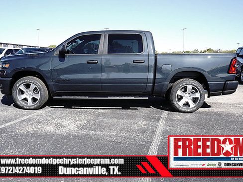 New 2026 RAM 1500 Express AWD/4WD image 2