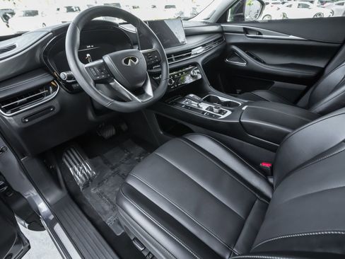 Used 2026 INFINITI QX60 Luxe w/ Cargo Package image 5