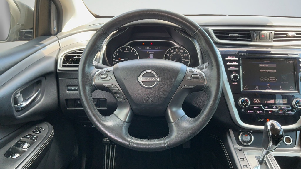 Used 2023 Nissan Murano SV FWD image 9