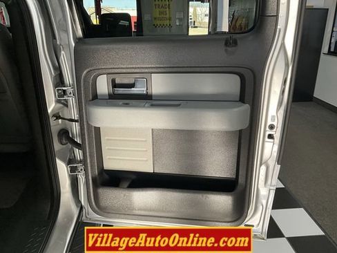 Used 2012 Ford F150 XLT w/ XLT Chrome Pkg image 28
