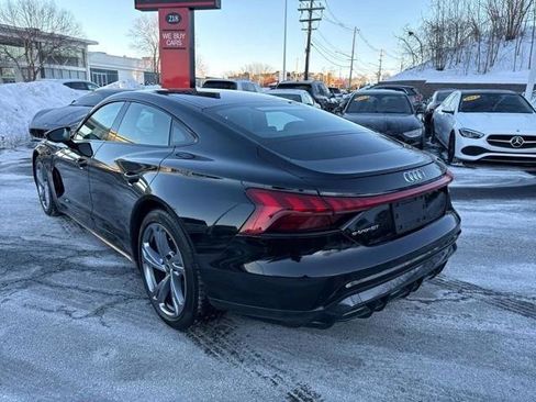 Used 2023 Audi e-tron GT Premium Plus image 7