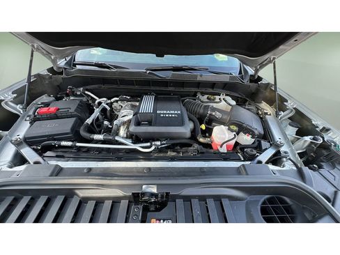 Used 2022 Chevrolet Silverado 1500 LTZ image 33