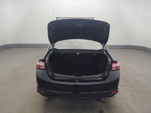 Used 2022 Chevrolet Malibu LT FWD image 29