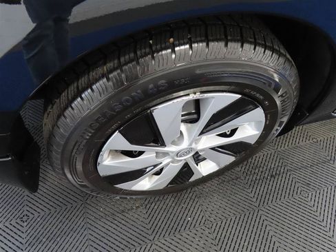 Used 2024 Nissan Altima 2.5 S FWD image 8