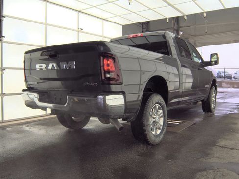 Used 2025 RAM 3500 Big Horn AWD/4WD image 4